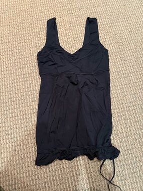 Lululemon Black Sleeveless V-Neck Tank Top